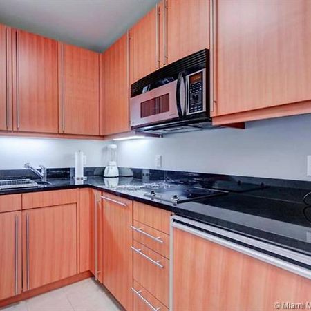 Private Condo Hotel At Four Seasons Brickell マイアミ エクステリア 写真