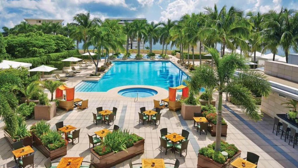 Private Condo Hotel At Four Seasons Brickell マイアミ エクステリア 写真
