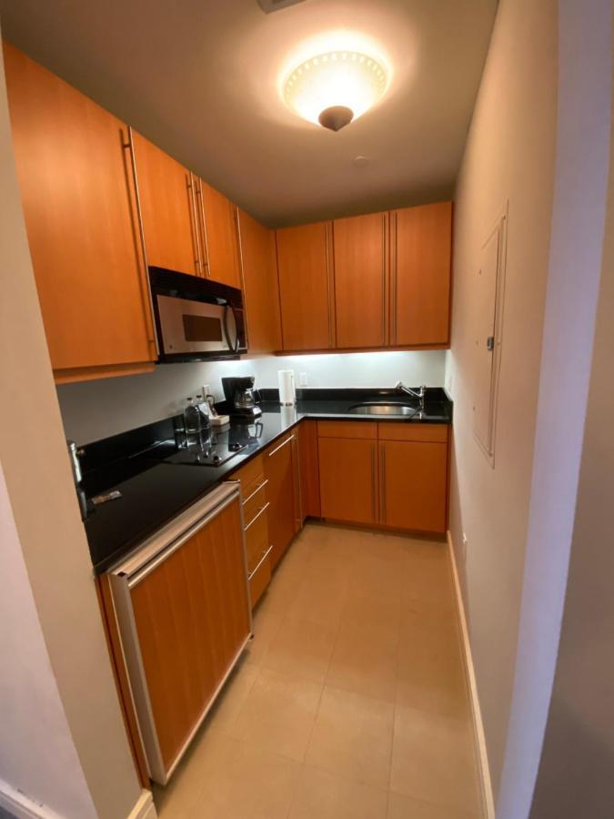 Private Condo Hotel At Four Seasons Brickell マイアミ エクステリア 写真